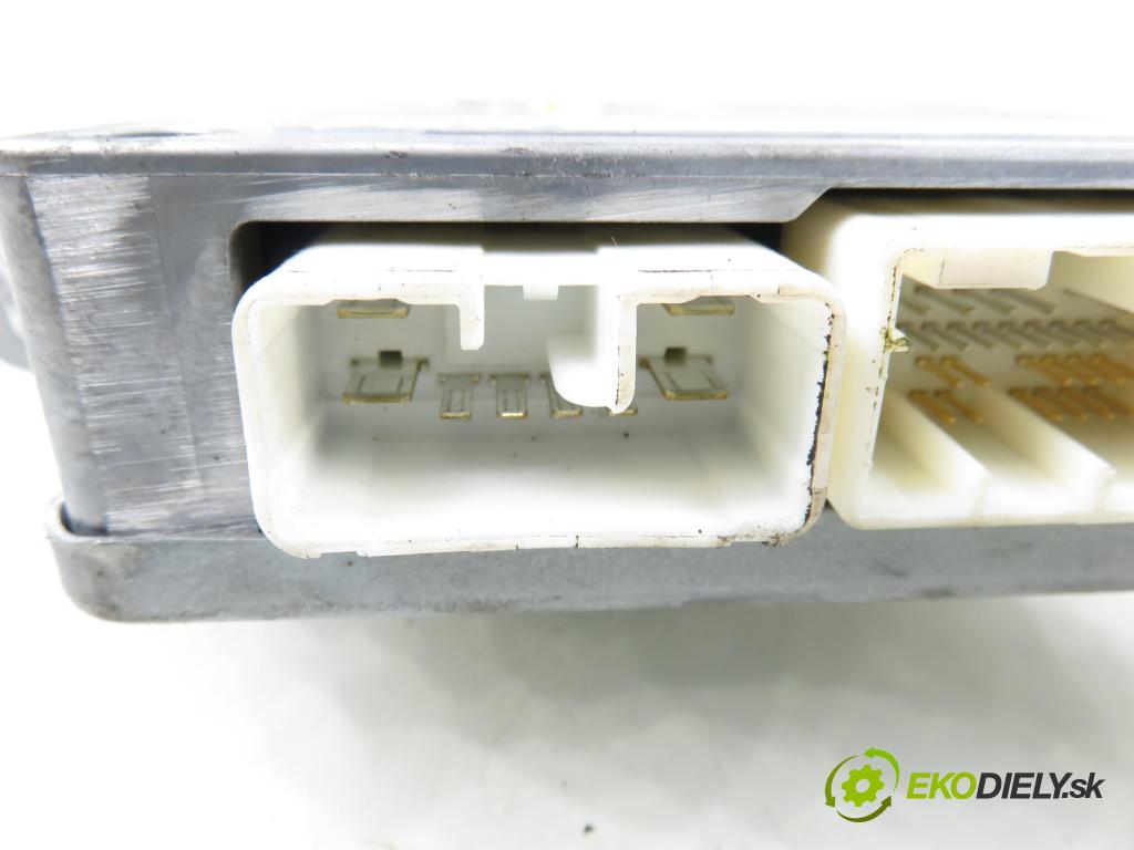 TOYOTA AURIS (_E15_) HB 2007 91,00 1.6 Dual-VVTi 124 - 1ZR-FE 1598,00 řídící jednotka převodovky 8953012250 ; 32481111800