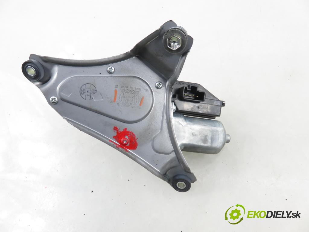 TOYOTA AURIS (_E15_) HB 2007 91,00 1.6 Dual-VVTi 124 - 1ZR-FE 1598,00 Motorček stierače zadné 8513002030 ; 2596000822