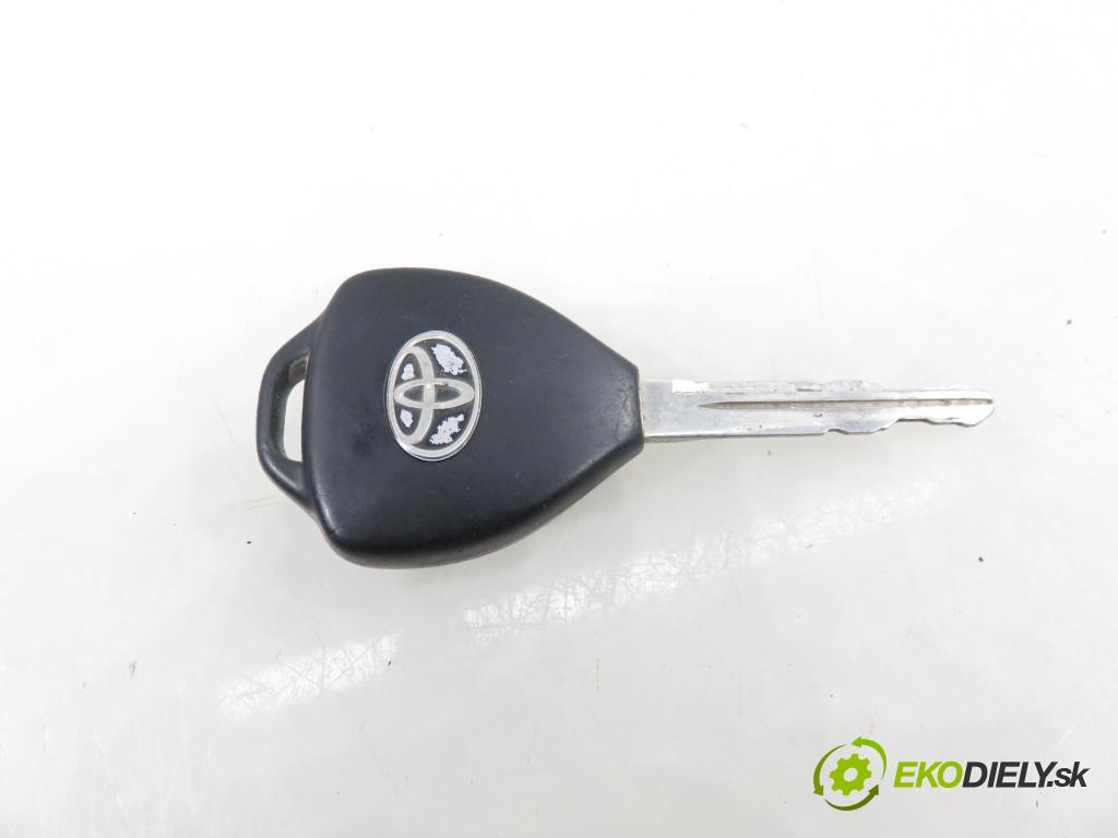 TOYOTA AURIS (_E15_) HB 2007 91,00 1.6 Dual-VVTi 124 - 1ZR-FE 1598,00 spinačka N0502638 (Spínacia skrinka)