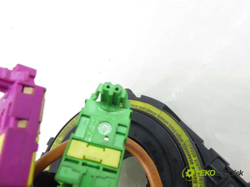 VOLVO S60 I (384) SEDAN 2006 136,00 2.4 D5 - D 5244 T4 2400,00 PÁSKA: air BAG 30798167