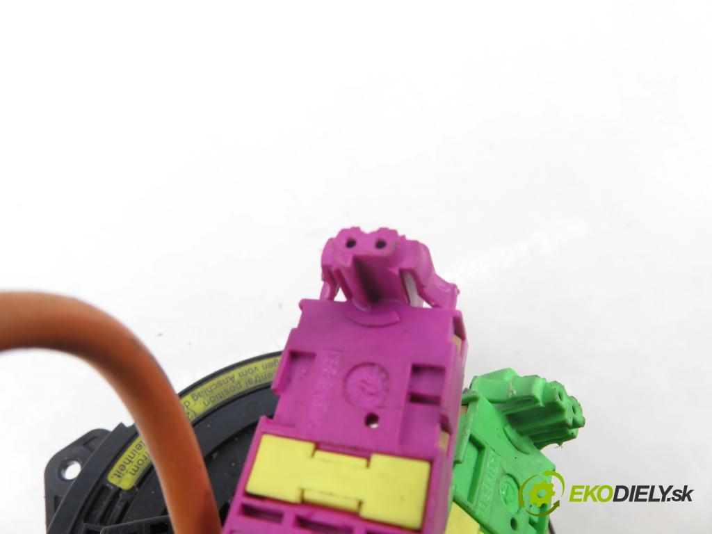 VOLVO S60 I (384) SEDAN 2006 136,00 2.4 D5 - D 5244 T4 2400,00 PÁSKA: air BAG 30798167