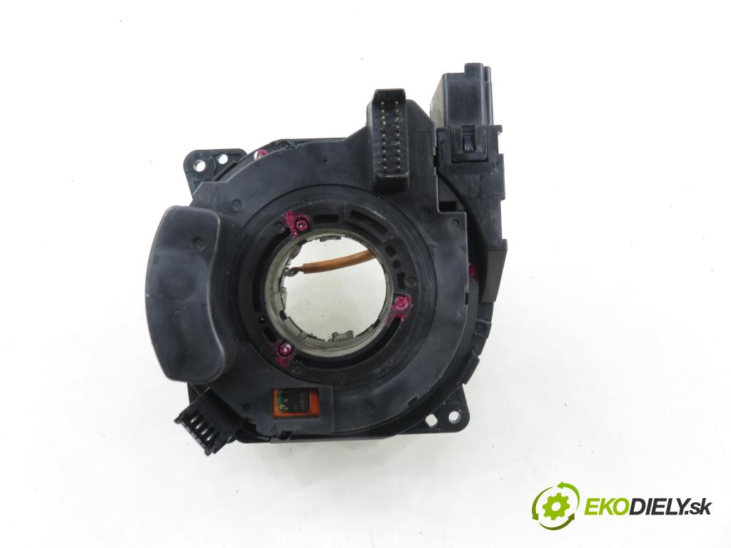 VOLVO S60 I (384) SEDAN 2006 136,00 2.4 D5 - D 5244 T4 2400,00 PÁSKA: air BAG 30798167