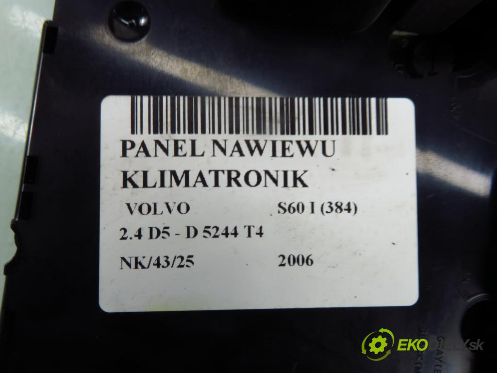 VOLVO S60 I (384) SEDAN 2006 136,00 2.4 D5 - D 5244 T4 2400,00 Panel topení KLIMATRONIK 30746022