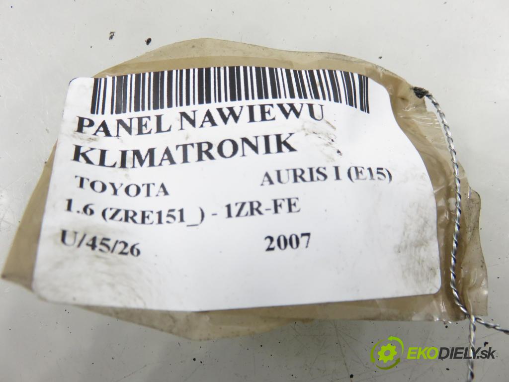 TOYOTA AURIS (_E15_) HB 2007 91,00 1.6 Dual-VVTi 124 - 1ZR-FE 1598,00 Panel kúrenia KLIMATRONIK 5540602190