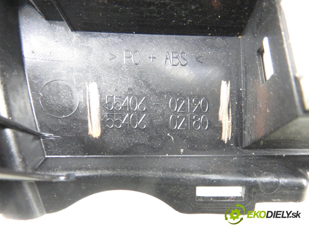 TOYOTA AURIS (_E15_) HB 2007 91,00 1.6 Dual-VVTi 124 - 1ZR-FE 1598,00 Panel kúrenia KLIMATRONIK 5540602190