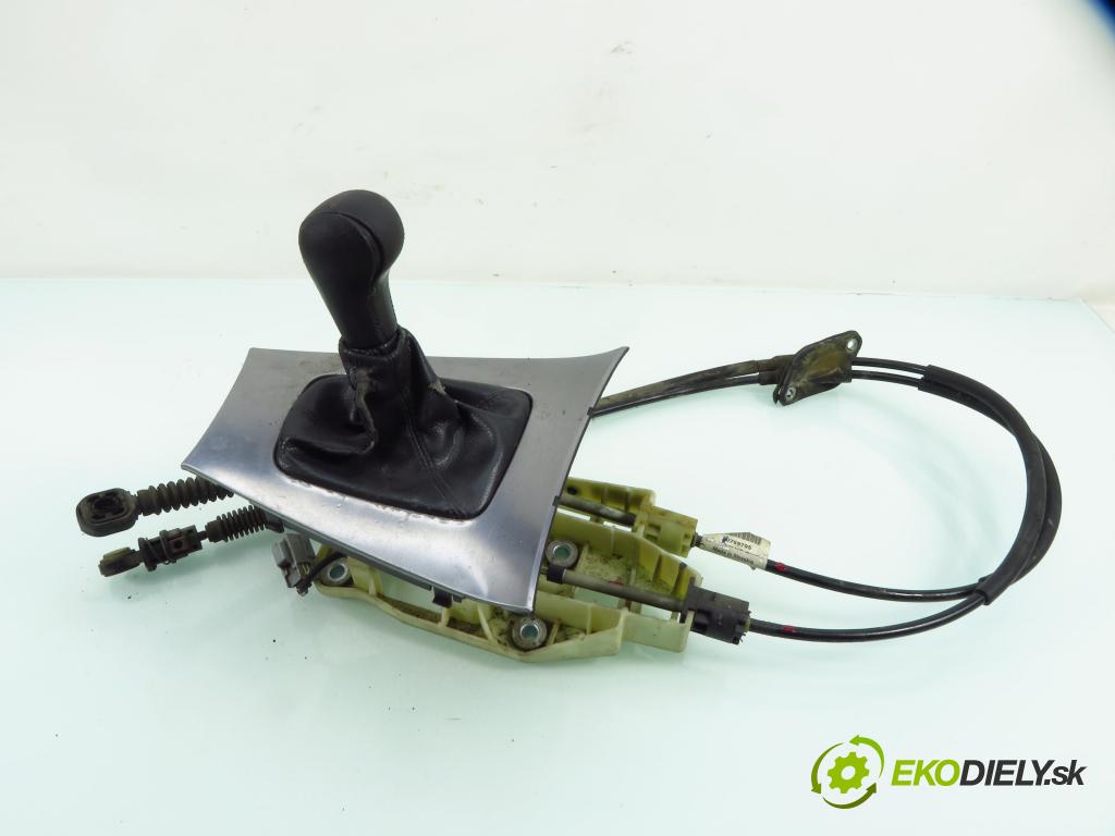 VOLVO S60 I (384) SEDAN 2006 136,00 2.4 D5 - D 5244 T4 2400,00 ZVEDÁK: 30713358