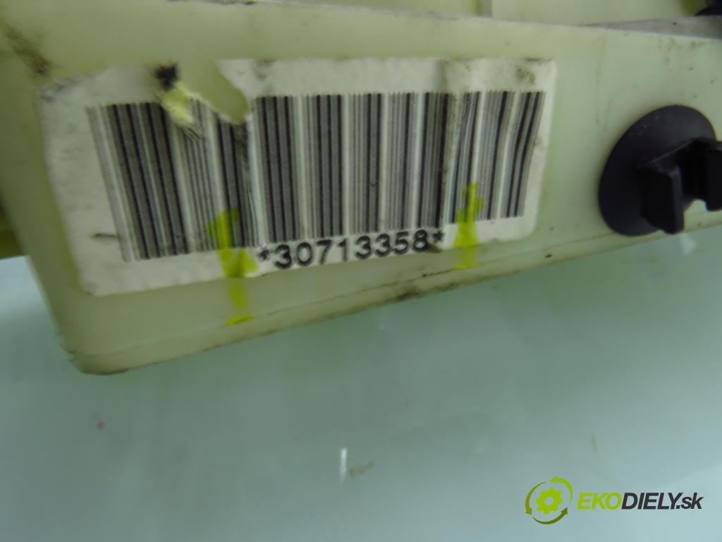 VOLVO S60 I (384) SEDAN 2006 136,00 2.4 D5 - D 5244 T4 2400,00 ZVEDÁK: 30713358