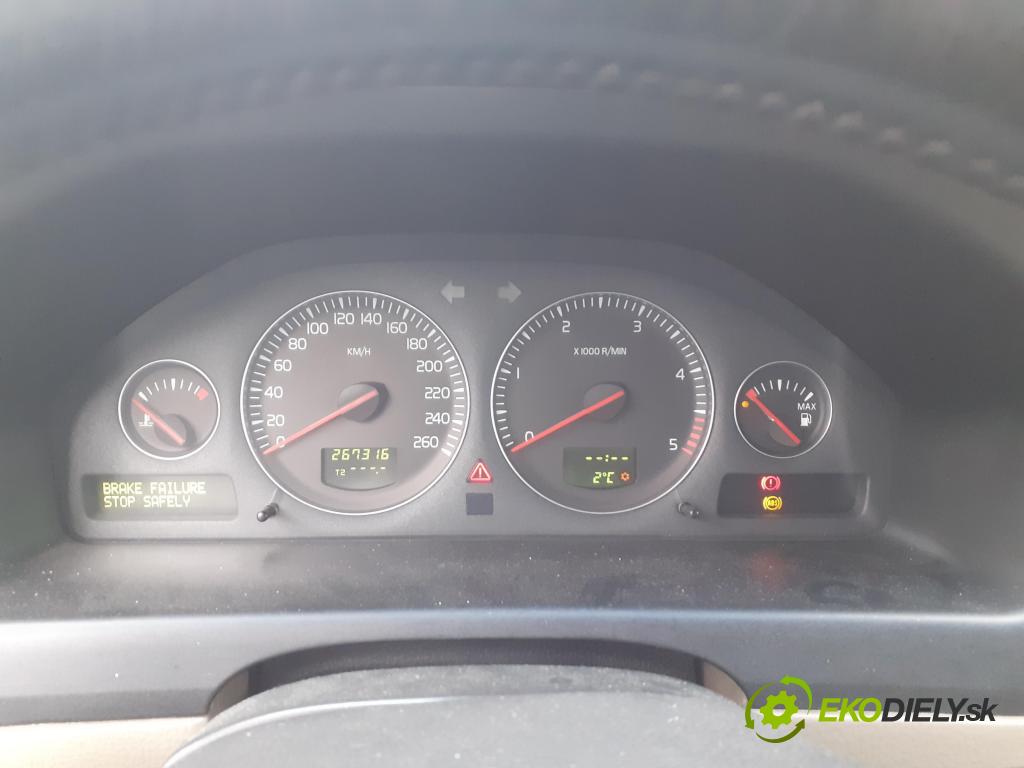 VOLVO S60 I (384) SEDAN 2006 136,00 2.4 D5 - D 5244 T4 2400,00 Prístrojovka elektrický 30746102