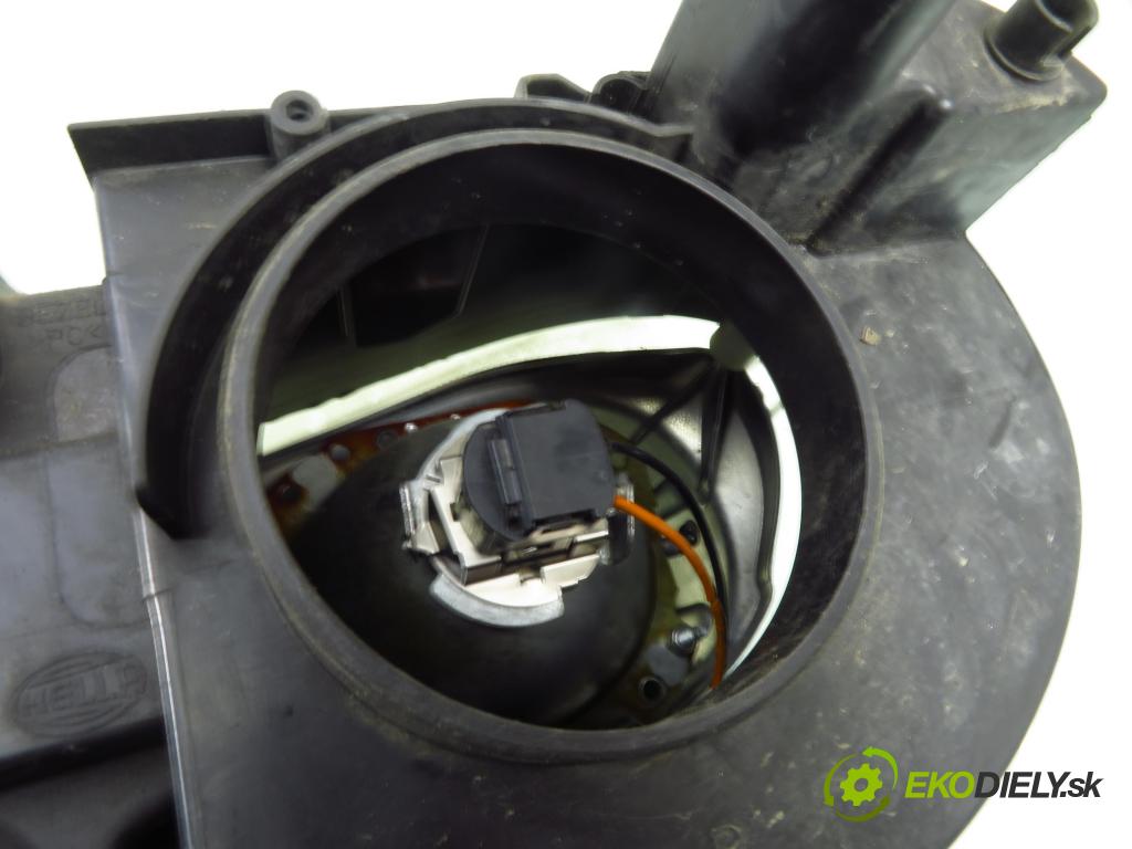 ROVER 75 (RJ) SEDAN 2005 85,00 2.0 CDT 116 - 204D2 1951,00 světlo PP XBC002820