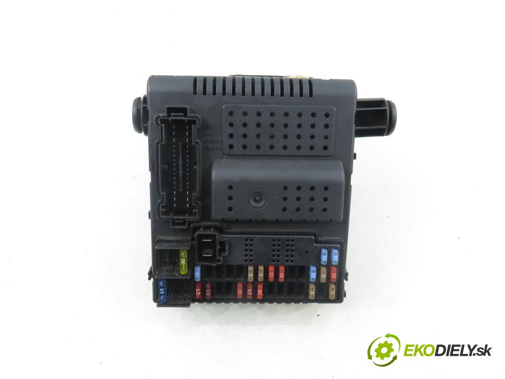 VOLVO S60 I (384) SEDAN 2006 136,00 2.4 D5 - D 5244 T4 2400,00 MODUL BSI 30765149