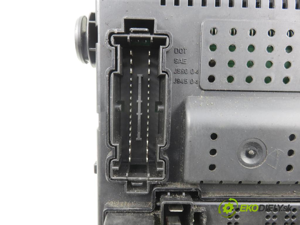 VOLVO S60 I (384) SEDAN 2006 136,00 2.4 D5 - D 5244 T4 2400,00 MODUL BSI 30765149