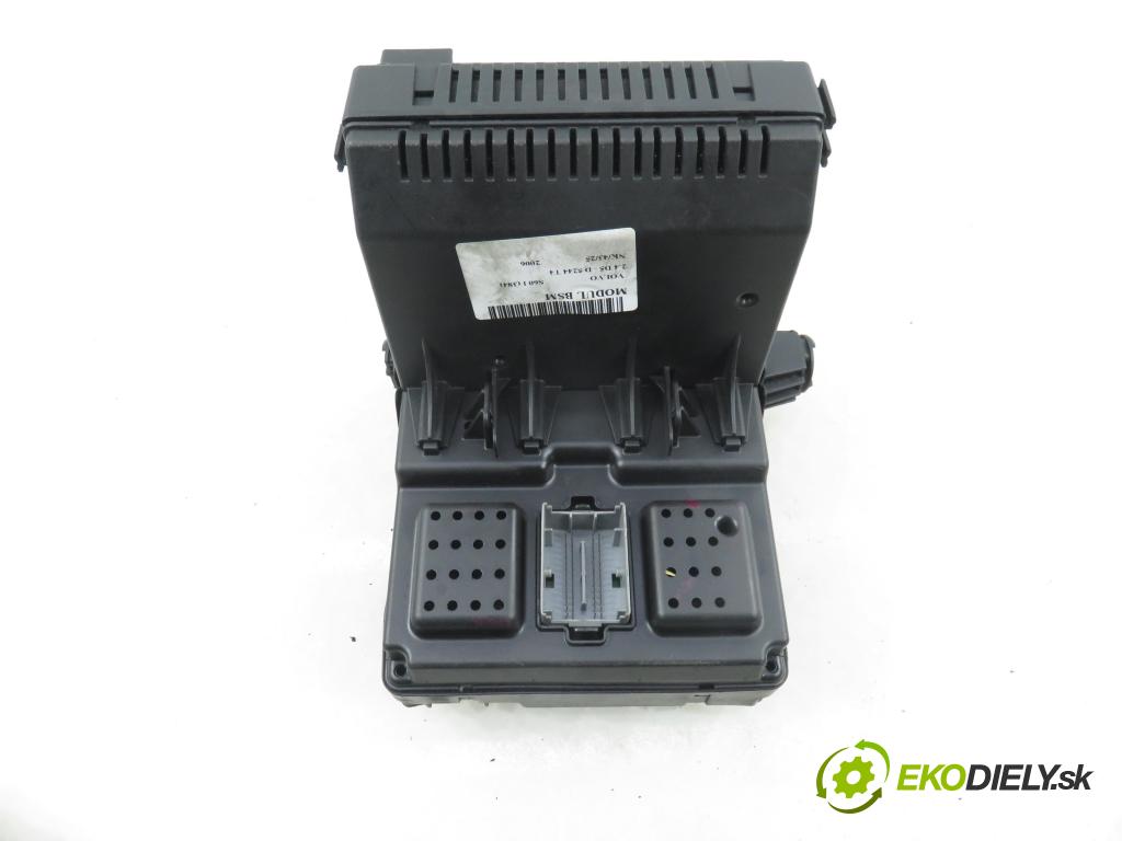 VOLVO S60 I (384) SEDAN 2006 136,00 2.4 D5 - D 5244 T4 2400,00 MODUL BSI 30765149