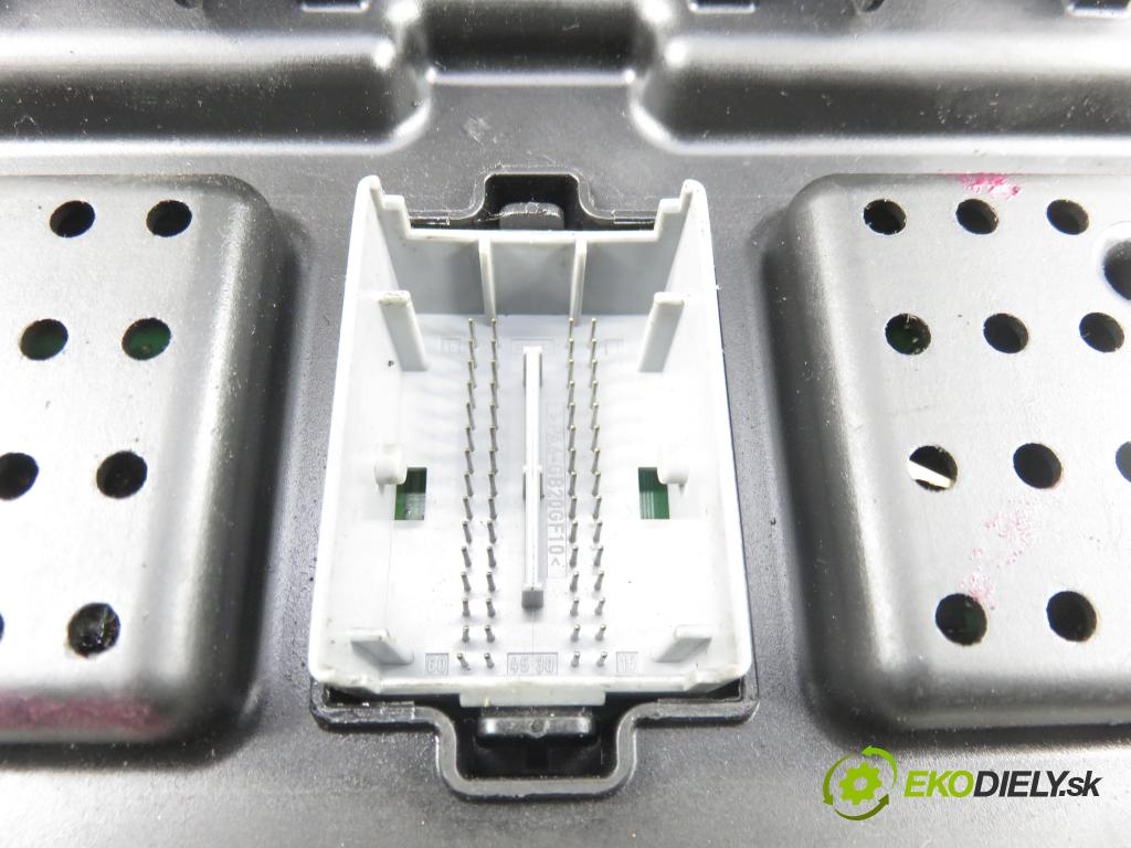 VOLVO S60 I (384) SEDAN 2006 136,00 2.4 D5 - D 5244 T4 2400,00 MODUL BSI 30765149