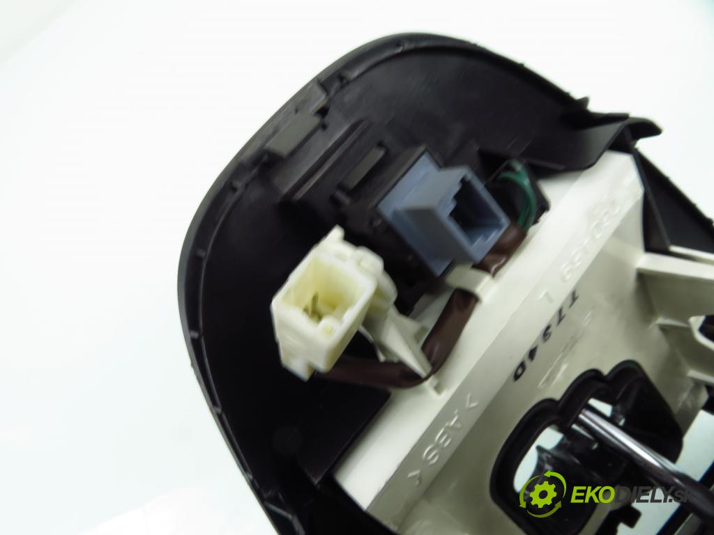 TOYOTA AURIS (_E15_) HB 2007 91,00 1.6 Dual-VVTi 124 - 1ZR-FE 1598,00 ZVEDÁK: 8945152020