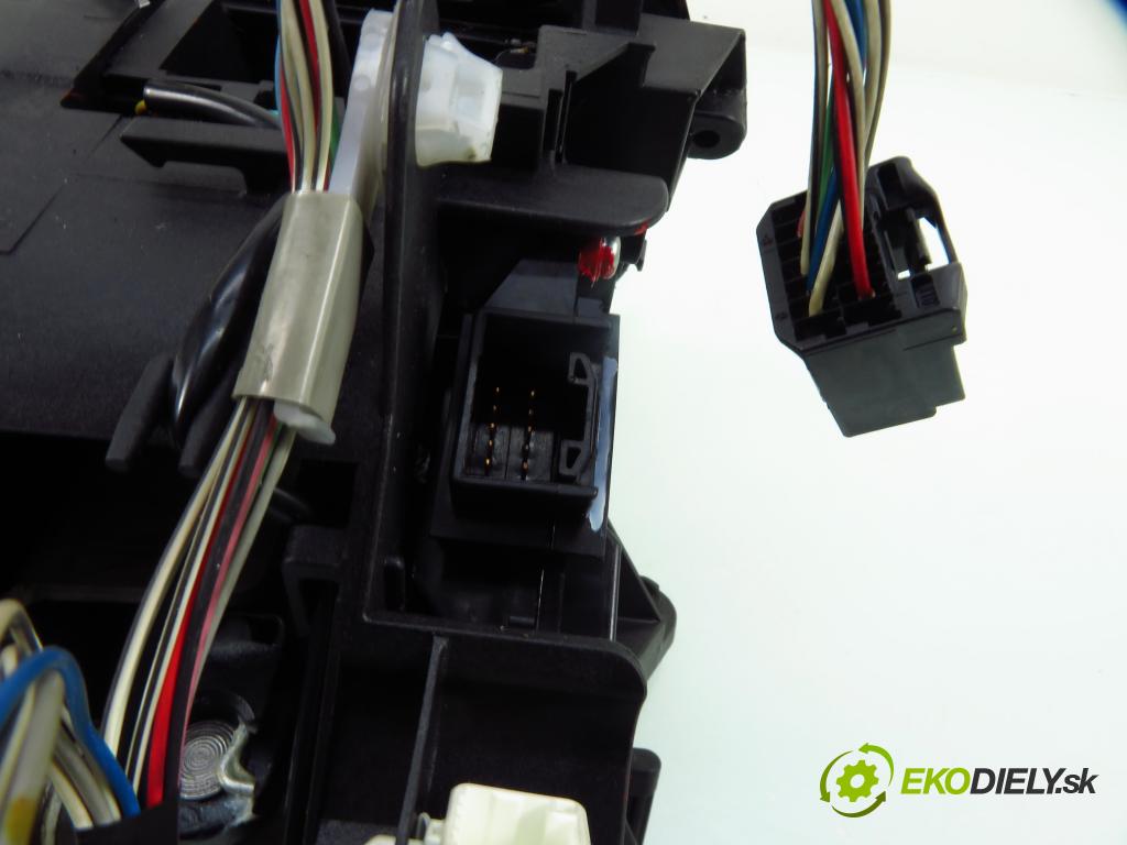 TOYOTA AURIS (_E15_) HB 2007 91,00 1.6 Dual-VVTi 124 - 1ZR-FE 1598,00 ZVEDÁK: 8945152020