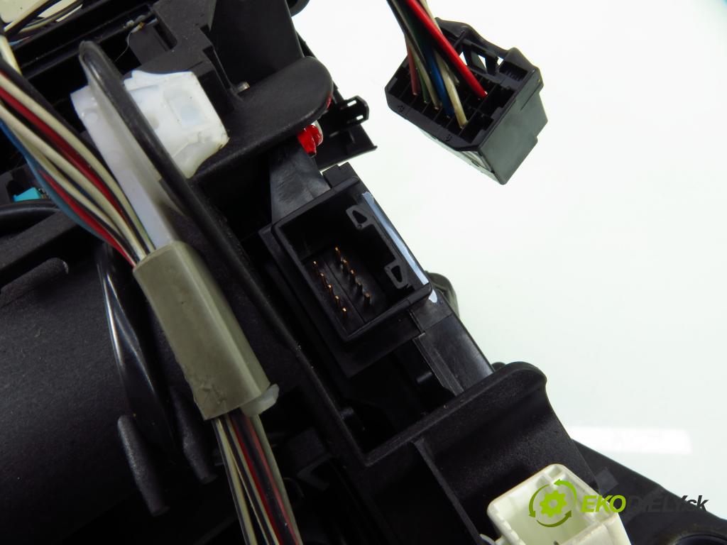 TOYOTA AURIS (_E15_) HB 2007 91,00 1.6 Dual-VVTi 124 - 1ZR-FE 1598,00 ZVEDÁK: 8945152020