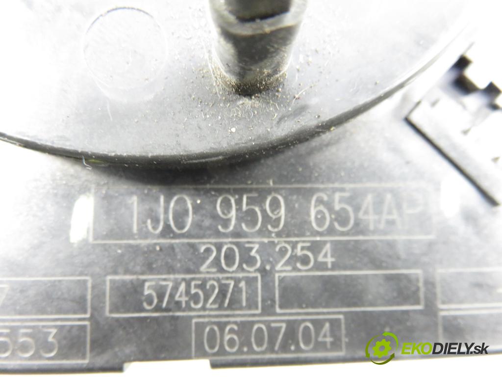 VW PASSAT B5.5 Variant (3B6) KOMBI 2002 96,00 1.9 TDI - AWX 1896,00 PÁSKA: air BAG 1J0959654AP