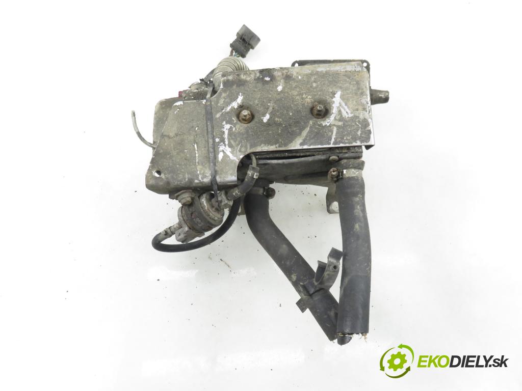 MERCEDES-BENZ VITO Autobus (638) BUS 2001 60,00 108 CDI 2.2 (638.194) - OM 611A (60 KW CDI) 2151,00 Webasto 6388351901 (Webasto (nezávislé topení))