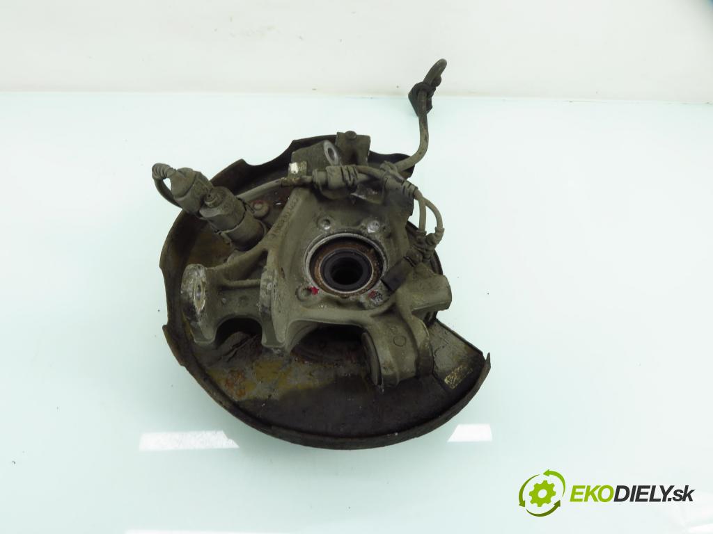 PORSCHE CAYENNE II (92A) SUV 2010 176,00 3.0 Diesel - M 05.9E 2967,00 náboj pravé zadné ABS