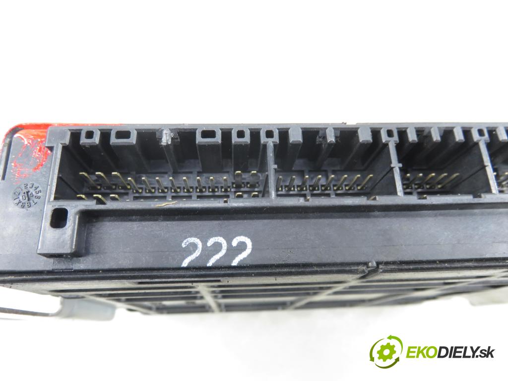 HYUNDAI SONATA IV (EF) SEDAN 2004 96,00 2.0 1997,00 řídící jednotka motora 3912238930