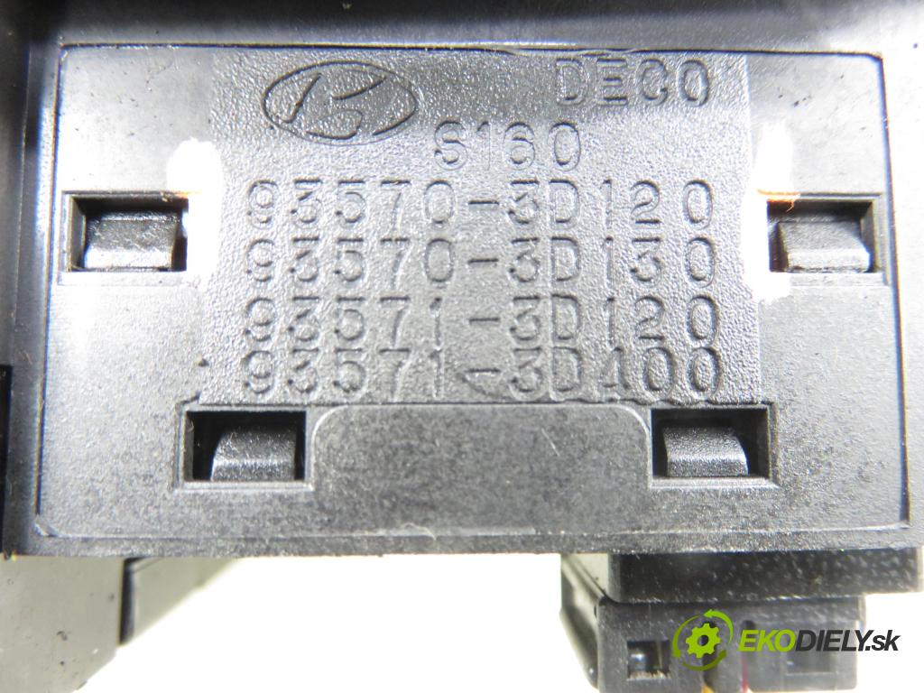 HYUNDAI SONATA IV (EF) SEDAN 2004 96,00 2.0 1997,00 Panel ovládaní oken 9357030120