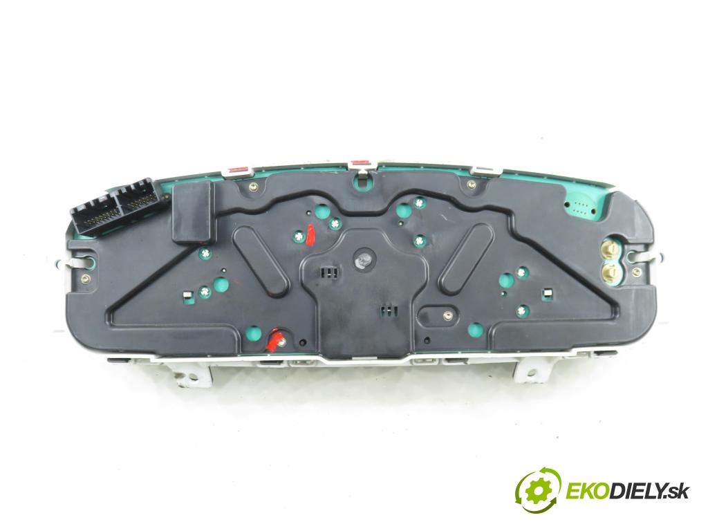 HYUNDAI SONATA IV (EF) SEDAN 2004 96,00 2.0 1997,00 prístrojovka elektrický 940033D926