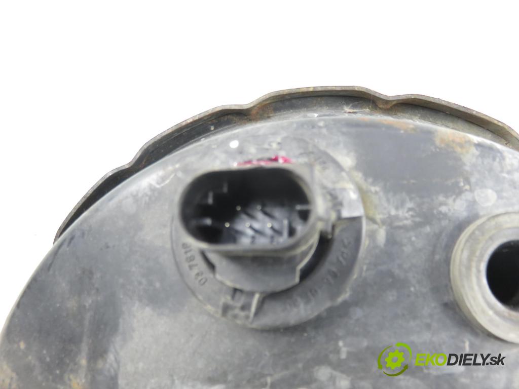 VOLVO S60 I (384) SEDAN 2006 136,00 2.4 D5 - D 5244 T4 2400,00 posilovač P30714320 ; 03785960014 (Servočerpadlo)