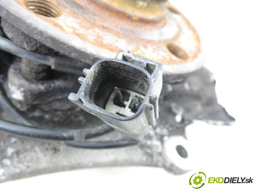 VOLVO S60 I (384) SEDAN 2006 136,00 2.4 D5 - D 5244 T4 2400,00 náboj LP ABS 9461943