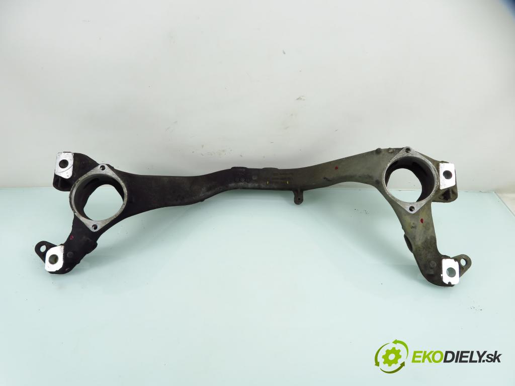 PORSCHE CAYENNE II (92A) SUV 2010 176,00 3.0 Diesel - M 05.9E 2967,00 Uchytenie Motor 7P0199207