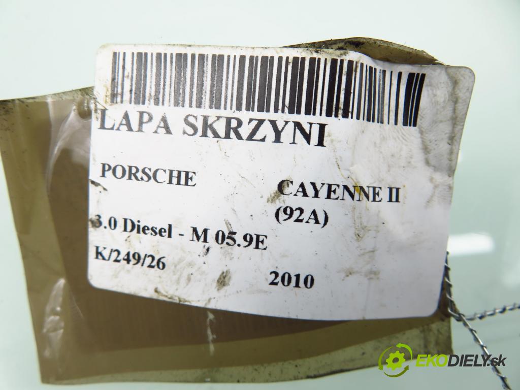 PORSCHE CAYENNE II (92A) SUV 2010 176,00 3.0 Diesel - M 05.9E 2967,00 uchycení převodovky 7PX399227X
