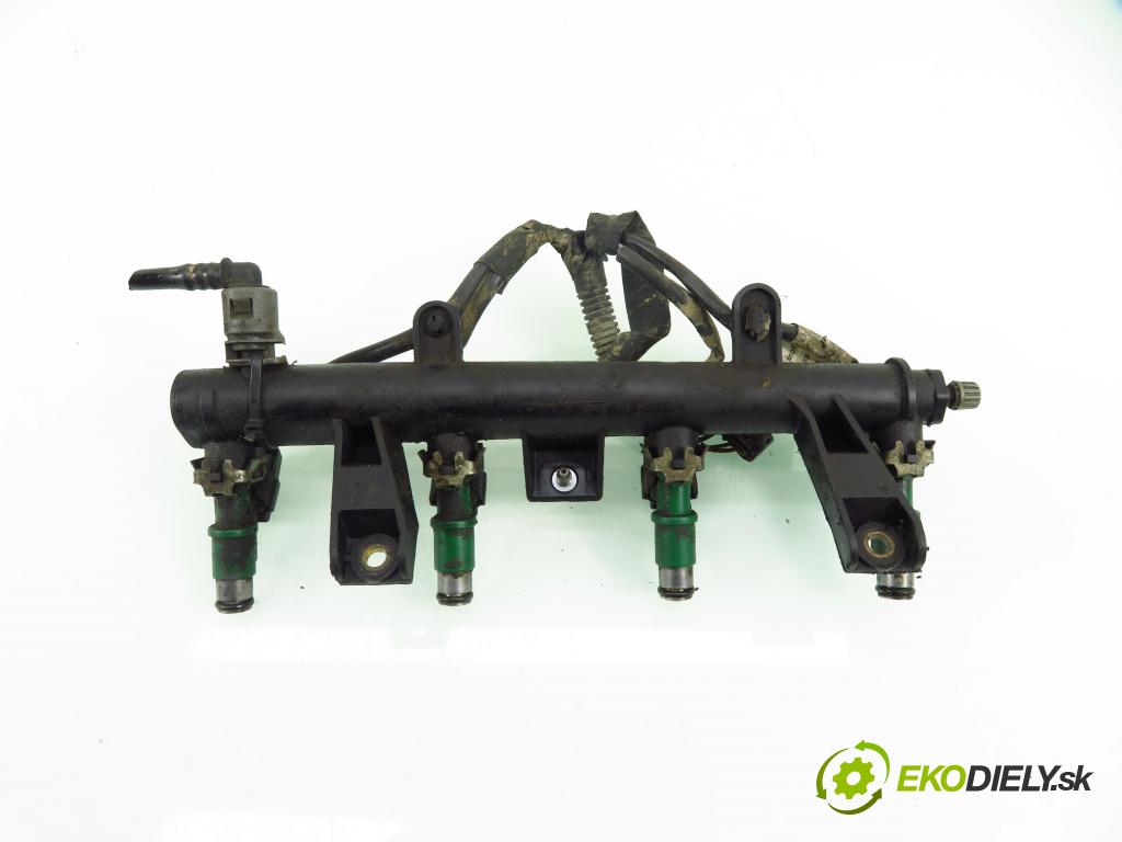 PEUGEOT 207 (WA_, WC_) HB 2007 54,00 1.4 - KFV (TU3A) 1360,00 lišta vstřikovací 9655833580 ; 1F023 (Vstřikovací lišta)