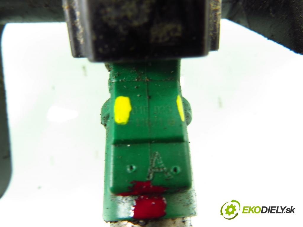 PEUGEOT 207 (WA_, WC_) HB 2007 54,00 1.4 - KFV (TU3A) 1360,00 lišta vstřikovací 9655833580 ; 1F023 (Vstřikovací lišta)