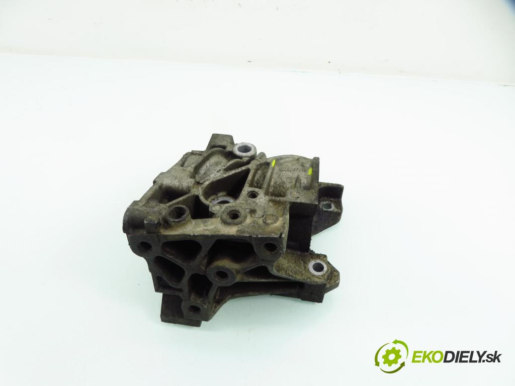 PEUGEOT 207 (WA_, WC_) HB 2007 54,00 1.4 - KFV (TU3A) 1360,00 pumpa vody 9646075210 (Vodní pumpa)