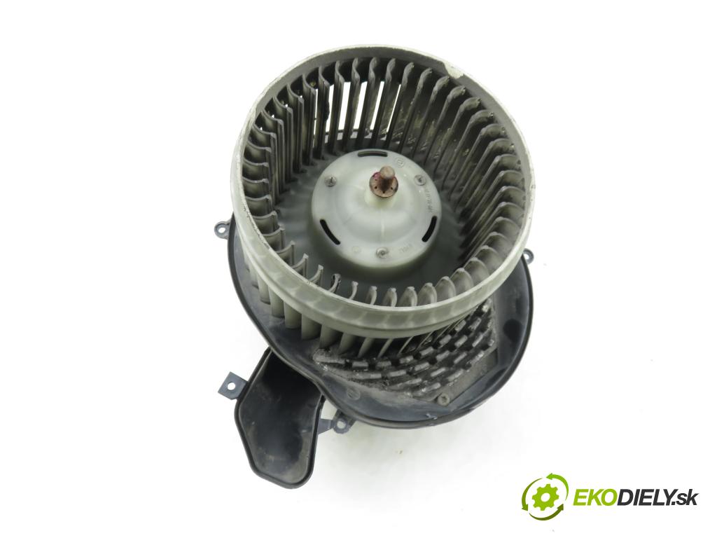 VOLVO S60 I (384) SEDAN 2006 136,00 2.4 D5 - D 5244 T4 2400,00 Ventilátor vetráku 86577