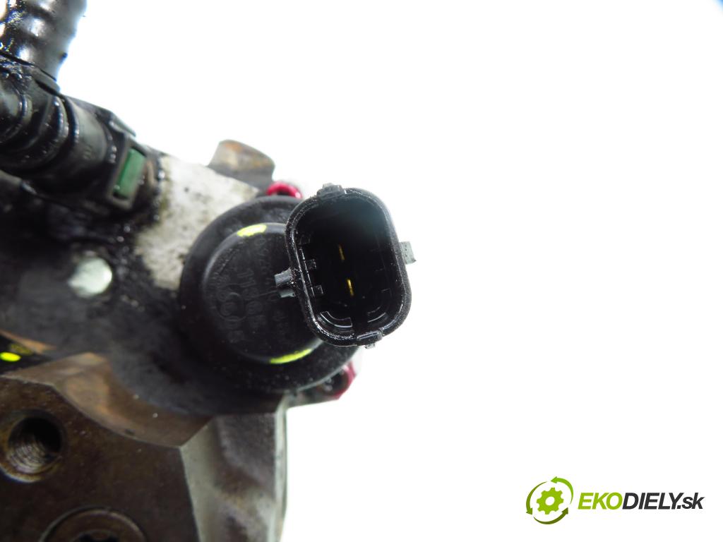 RENAULT MASTER II Skrzynia (FD) FURGON 2006 66,00 2.2 dCI 90 - G9T 750 2188,00 pumpa vysokého TLAK: 8200170377 ; 0445010033 ; 0928400487