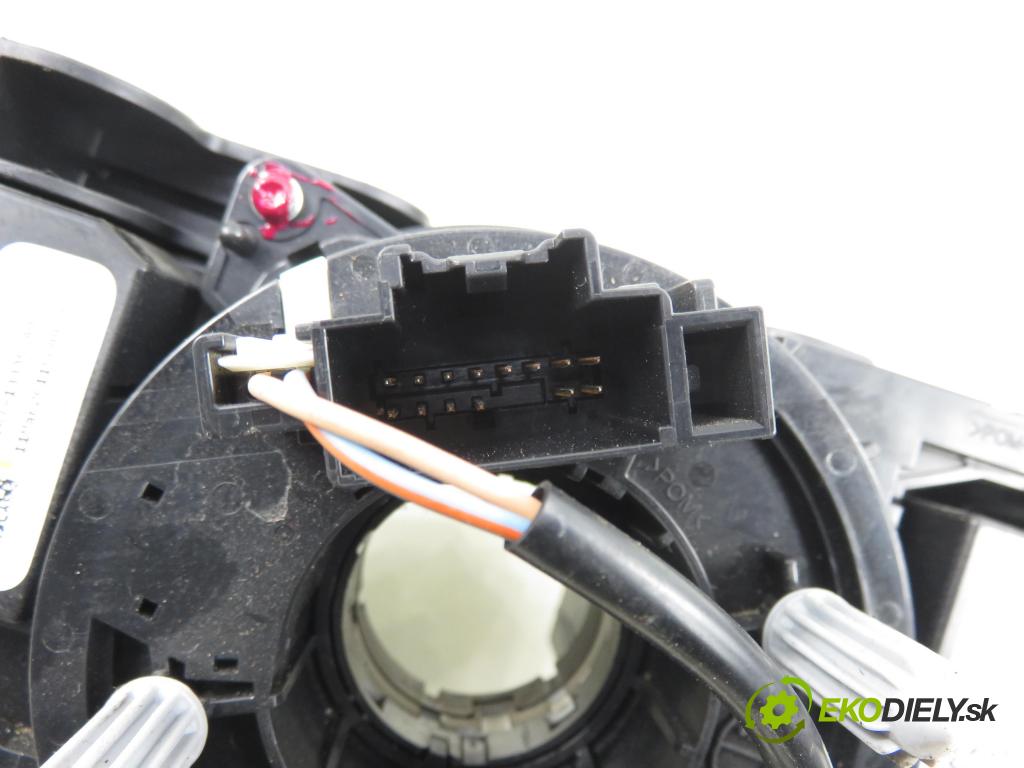 FORD FOCUS III Turnier KOMBI 2012 85,00 1.6 TDCi - T1DB 1560,00 páčka/prepínač BV6T13N064AF ; AV6T13335AB ; AV6T17A553AC