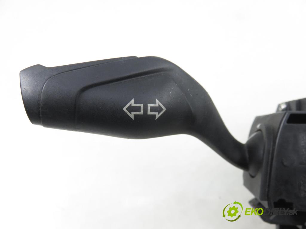 FORD FOCUS III Turnier KOMBI 2012 85,00 1.6 TDCi - T1DB 1560,00 páčka/prepínač BV6T13N064AF ; AV6T13335AB ; AV6T17A553AC