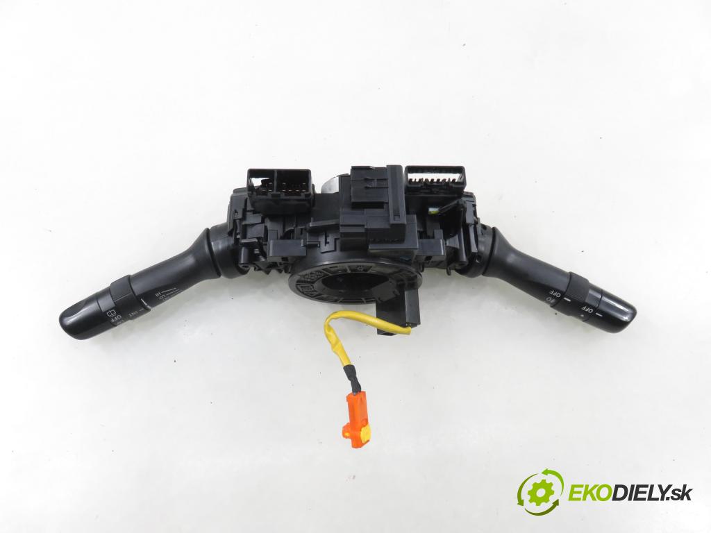 TOYOTA AURIS (_E15_) HB 2007 91,00 1.6 Dual-VVTi 124 - 1ZR-FE 1598,00 páčka/prepínač