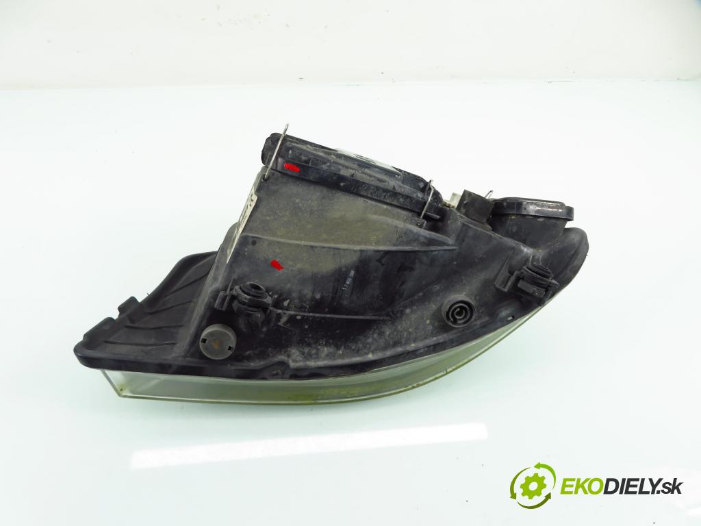 SEAT IBIZA III (6L1) HB 2005 55,00 1.4 16V - BBY 1390,00 světlo PP 6L1941752B