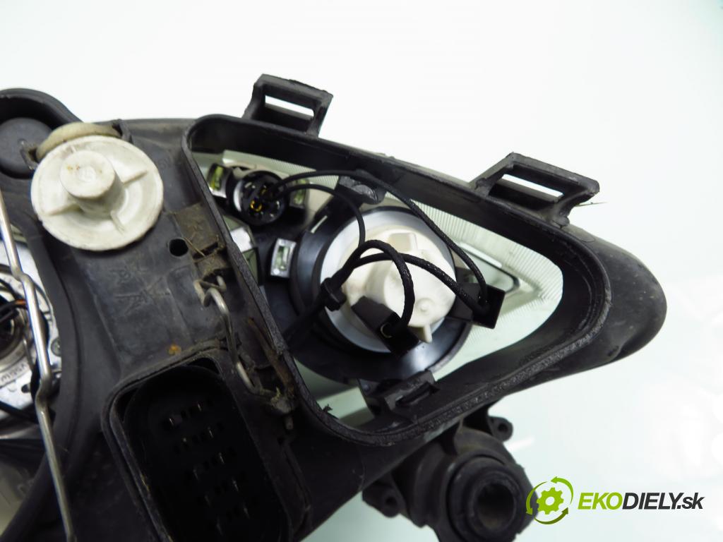 SEAT IBIZA III (6L1) HB 2005 55,00 1.4 16V - BBY 1390,00 světlo PP 6L1941752B