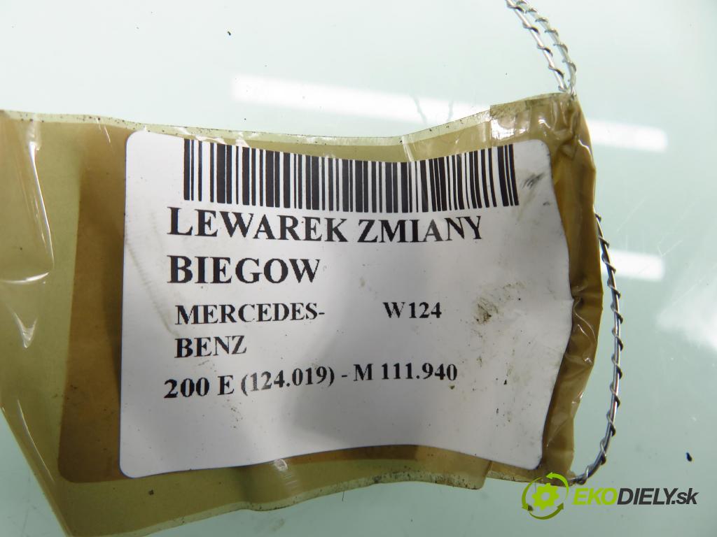 MERCEDES-BENZ Sedan (W124) SEDAN 1992 100,00 200 E (124.019) - M 111.940 1998,00 ZVEDÁK: 1292670637