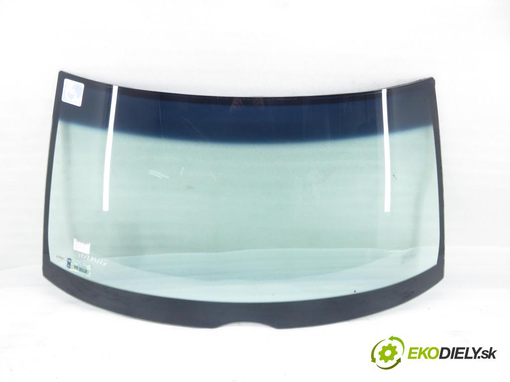 MERCEDES-BENZ Sedan (W124) SEDAN 1992 100,00 200 E (124.019) - M 111.940 1998,00 Okno čelná 