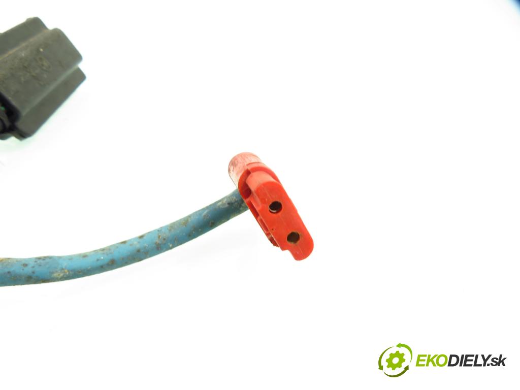 MERCEDES-BENZ Sedan (W124) SEDAN 1992 100,00 200 E (124.019) - M 111.940 1998,00 PAKA/ŘAZENÍ/SADA: 1244620597 ; 1245400745