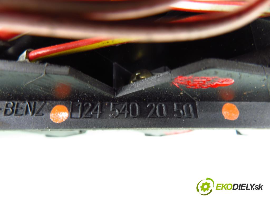 MERCEDES-BENZ Sedan (W124) SEDAN 1992 100,00 200 E (124.019) - M 111.940 1998,00 skříňka POJISTKY: 1245402050