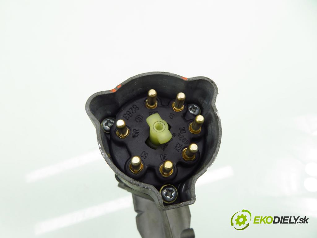 MERCEDES-BENZ Sedan (W124) SEDAN 1992 100,00 200 E (124.019) - M 111.940 1998,00 spínačka 1245450314 (Spínací skříňka)