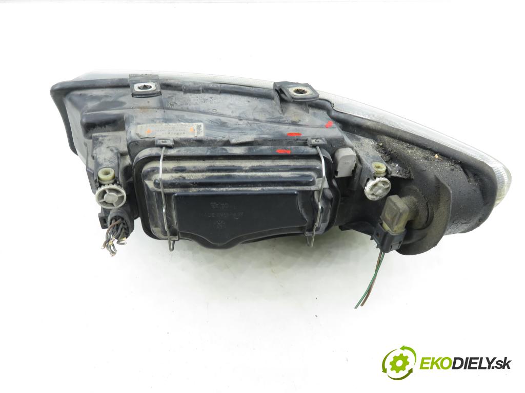 SEAT TOLEDO II (1M2) SEDAN 2001 66,00 1.9 TDI 90 - ALH 1896,00 Svetlo PP 1M1941002D