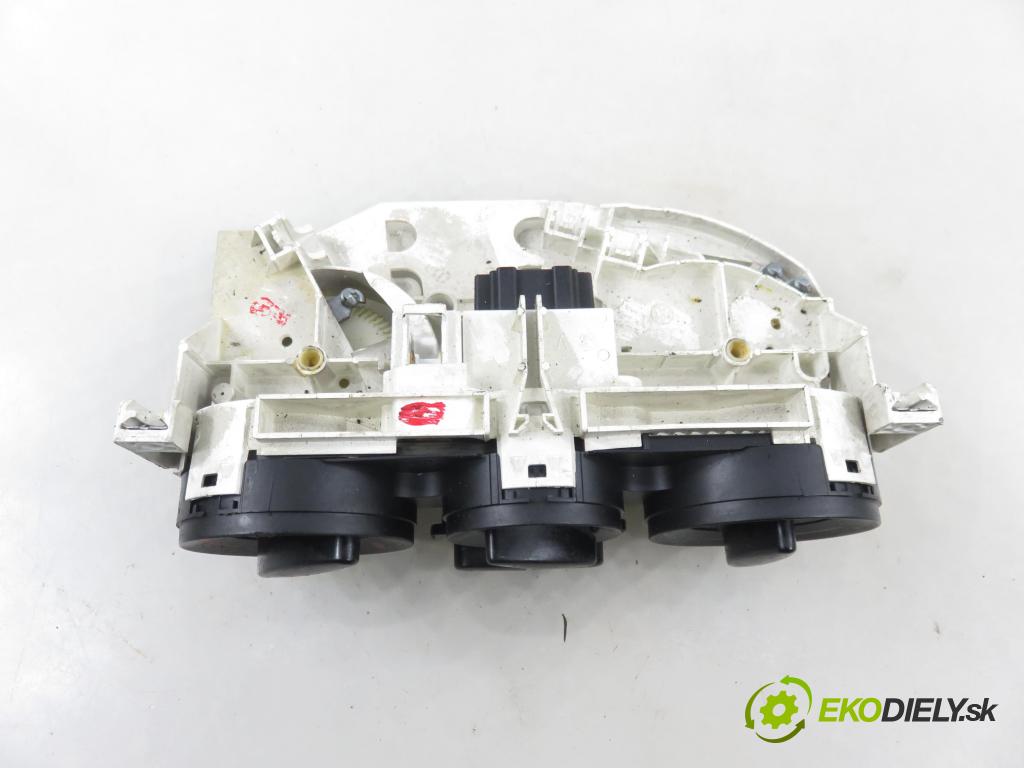 SEAT TOLEDO II (1M2) SEDAN 2001 66,00 1.9 TDI 90 - ALH 1896,00 Panel kúrenia KLIMATIZACE: 1M0820045A