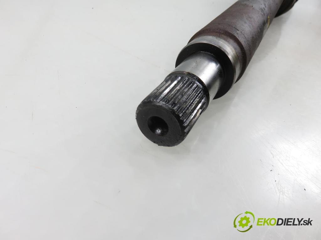 FORD FOCUS III Turnier KOMBI 2012 85,00 1.6 TDCi - T1DB 1560,00 poloos PP AV613B436CC