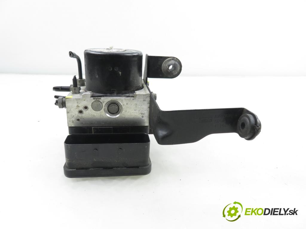 FORD FOCUS III Turnier KOMBI 2012 85,00 1.6 TDCi - T1DB 1560,00 pumpa ABS 10096101403 ; BV612C405AF (Pumpa ABS)