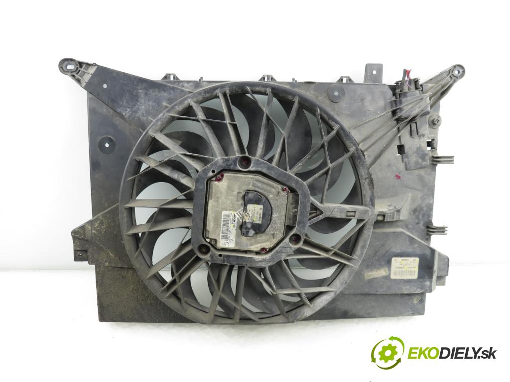 VOLVO S60 I (384) SEDAN 2006 136,00 2.4 D5 - D 5244 T4 2400,00 ventilátor chladič PODNEBÍ / VODA 30723105 ; 0130706822 ; 1137328116